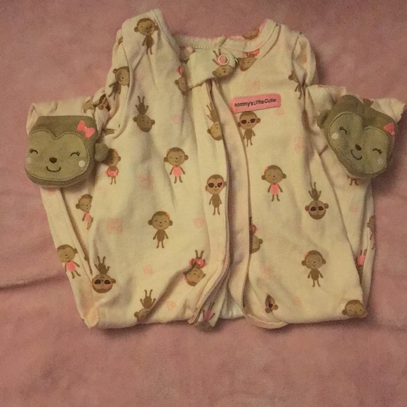 Baby Girl Sleeper bundle - Picture 3 of 5